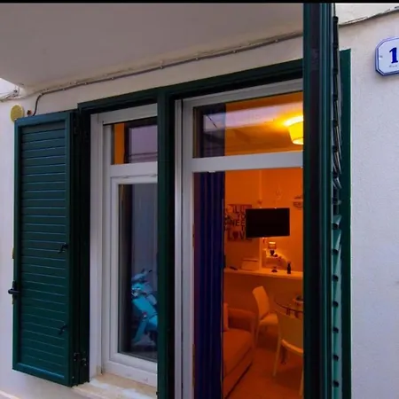 شقة Maison Duomo تْشيفالو
